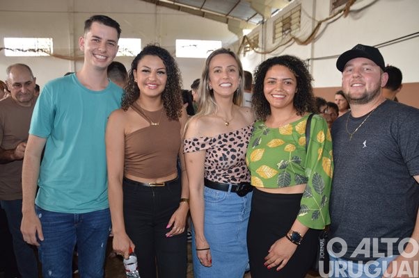 Festa do São Miguel do Braga reúne centenas de pessoas