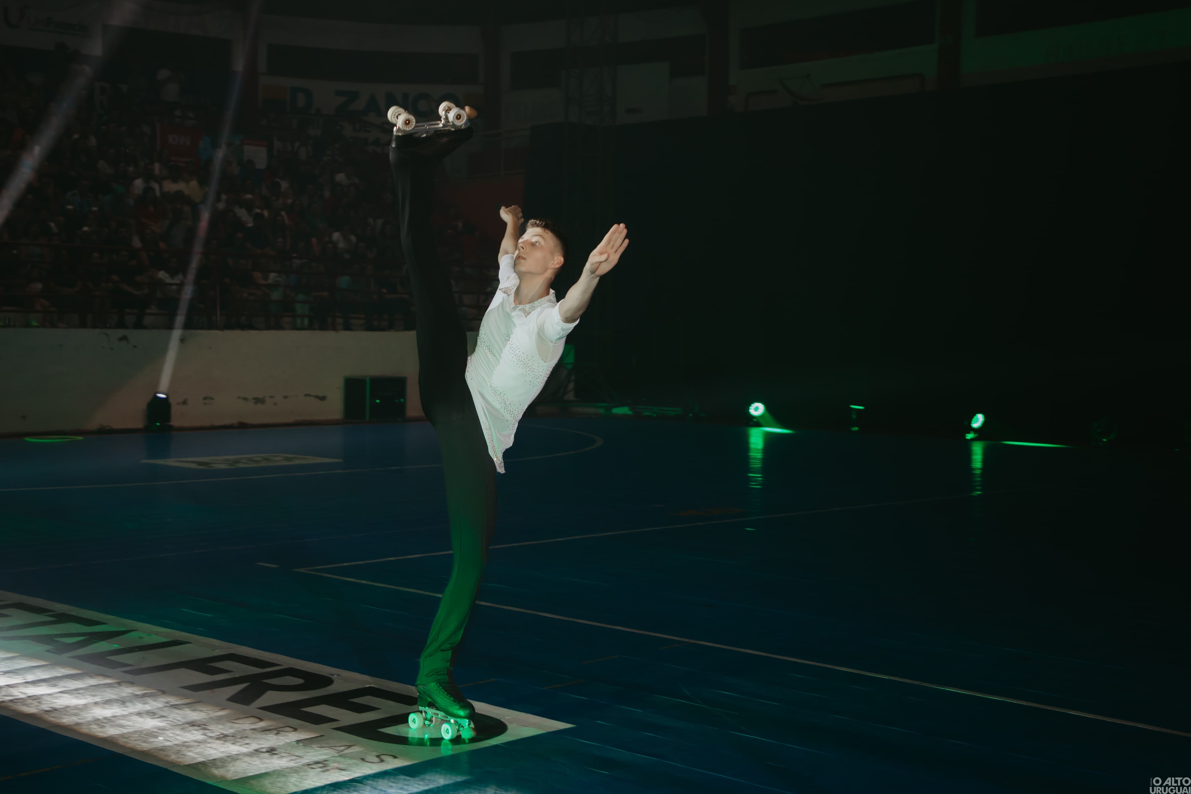 Bernardo Folle Sponchiado é convocado pela Seleção Brasileira de Patinação para AIS na Itália
