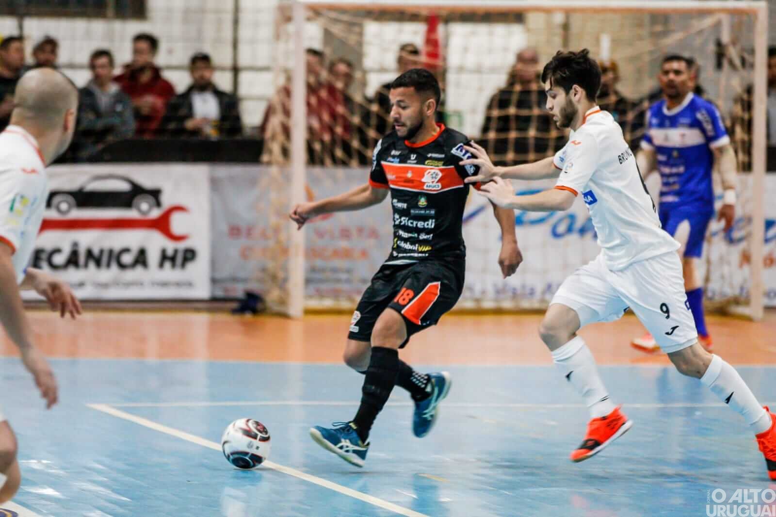 Afucs é derrotada pela ACBF