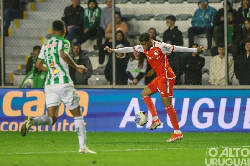 Internacional vence Juventude fora de casa