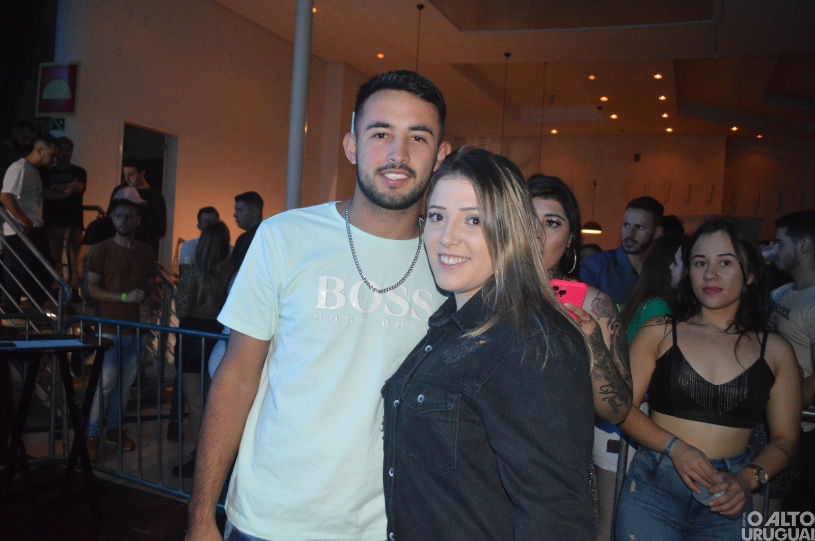 Sertanejo Luan Pereira reúne grande público em show em FW