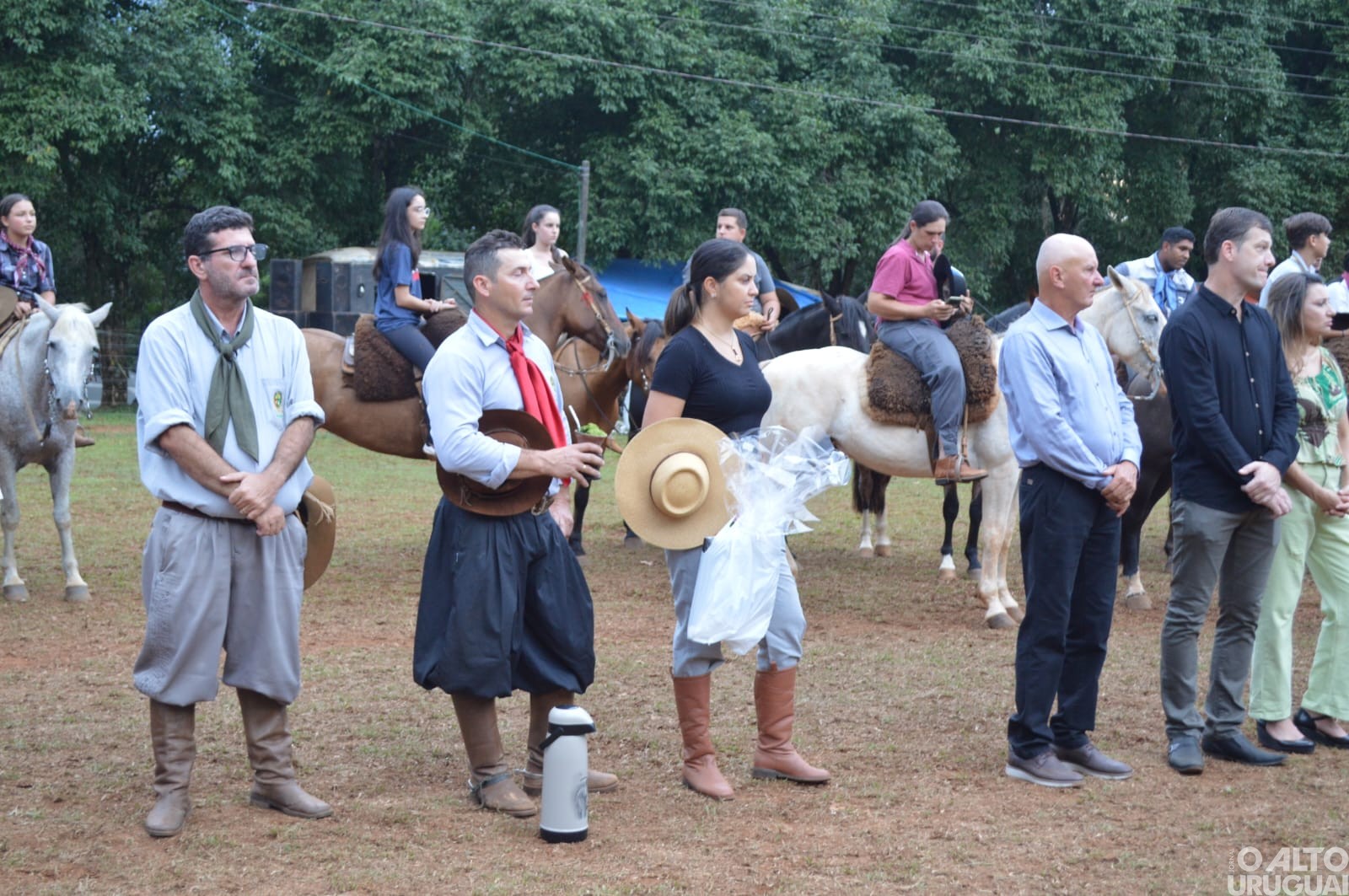 Oração da Ave Maria também marca segundo dia do Rodeio Crioulo de FW