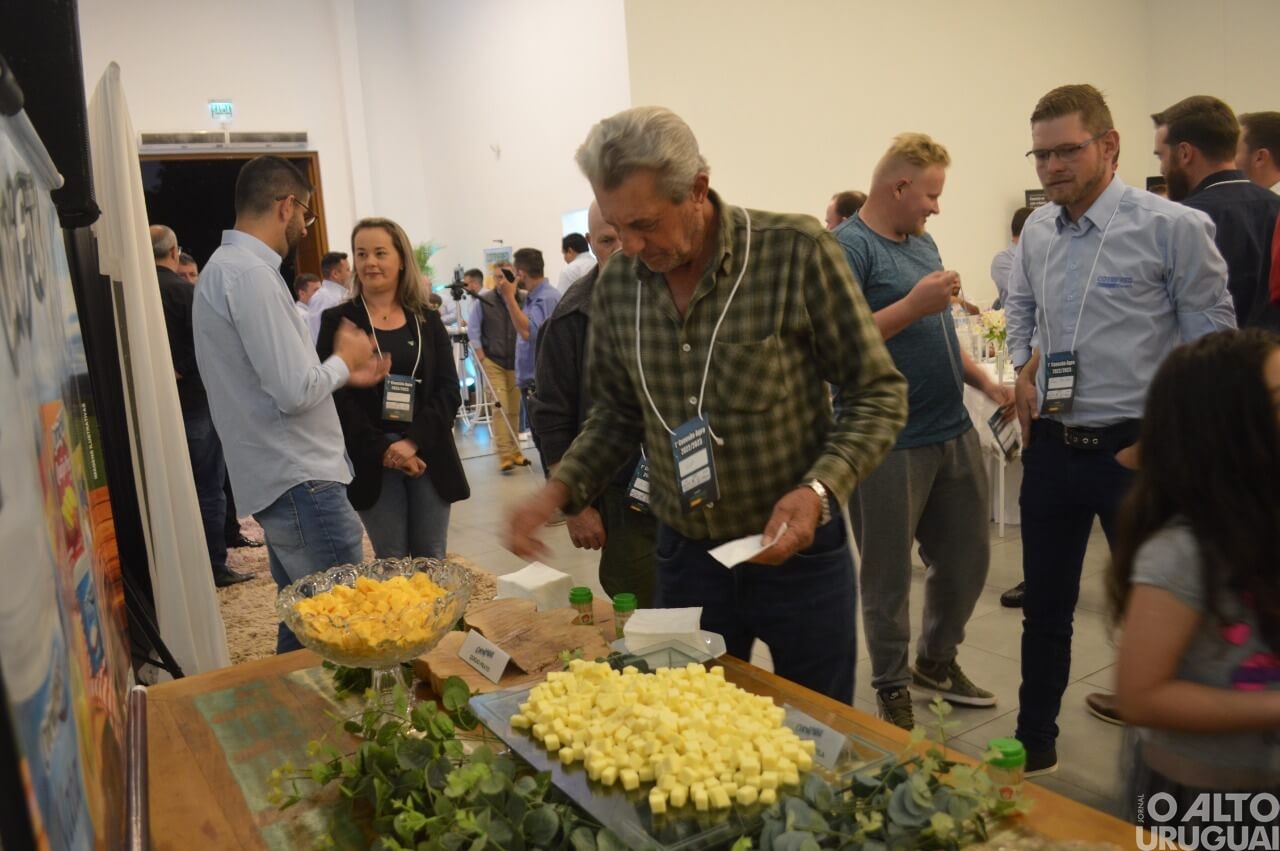 Cotrifred realiza 1º Conexão Agro 2022/2023