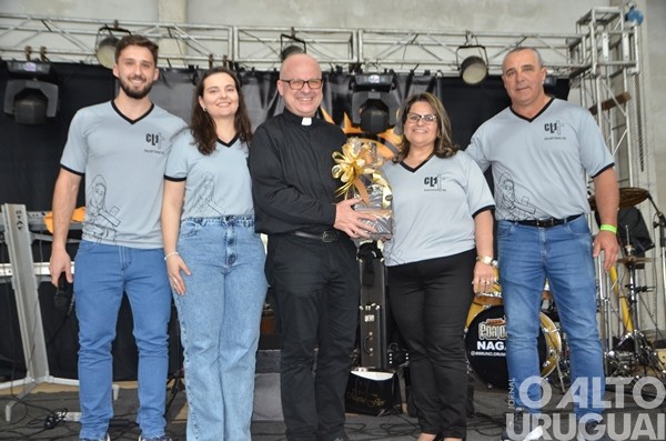 Jantar anual do CLJ reúne cerca de mil pessoas em Palmitinho