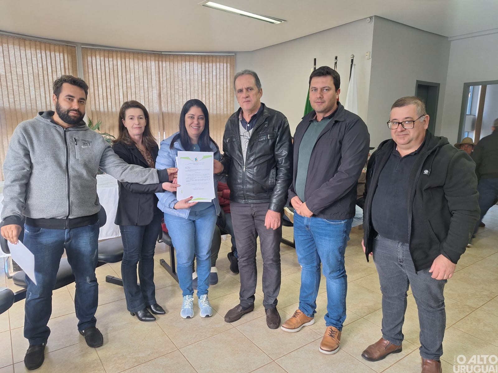 Comitiva do deputado Biolchi confirma emenda de R$ 200 mil para Cristal do Sul