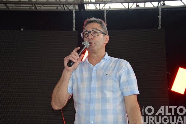 Festa do São Miguel do Braga reúne centenas de pessoas