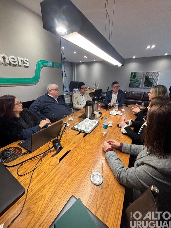 ADI Multimídia e Simers debatem papel da comunicação e vínculo com as comunidades