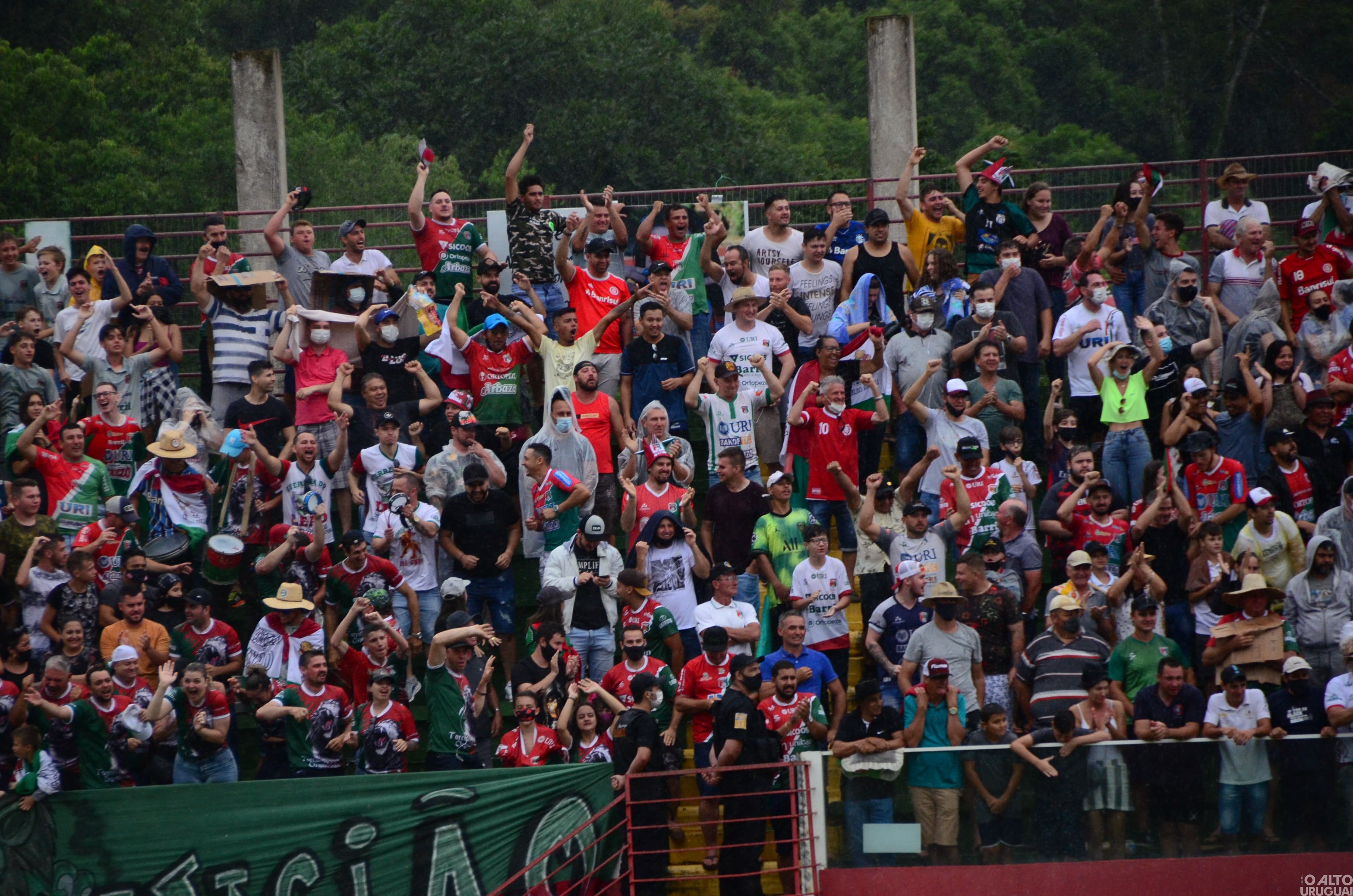 União-FW goleia e é campeão da Divisão de Acesso