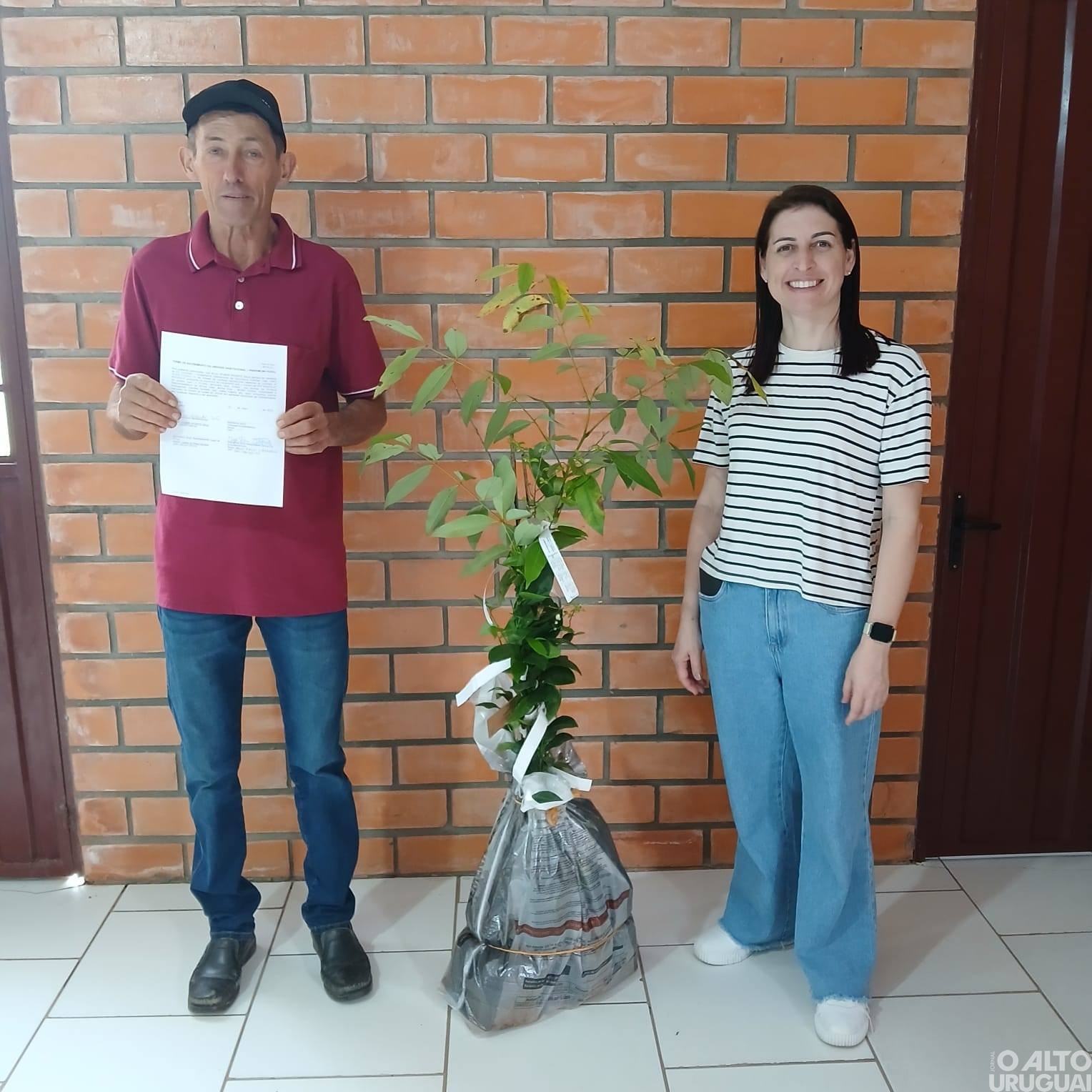 Caiçara realiza entregas do Programa Nacional de Habitação Rural