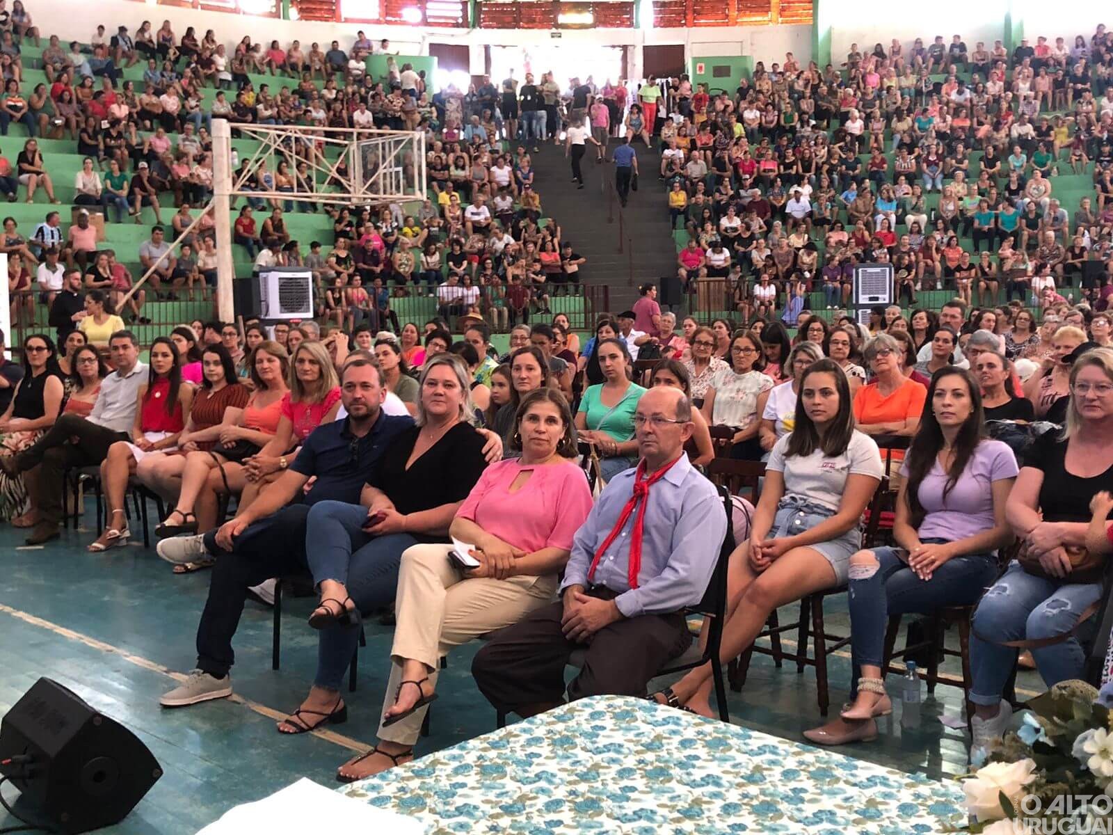 Encontro do Dia Internacional da Mulher é realizado em Iraí