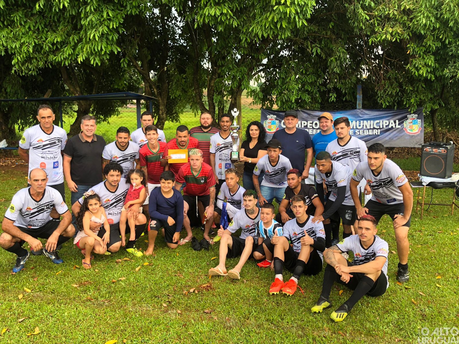 Seberi coroa os melhores do futebol de campo