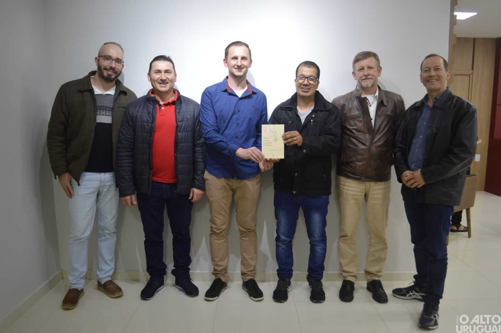 Rudimar Santos lança seu 15º livro em FW