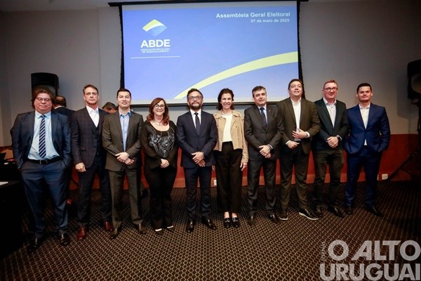 Cledir Magri é reeleito para cargos nacionais