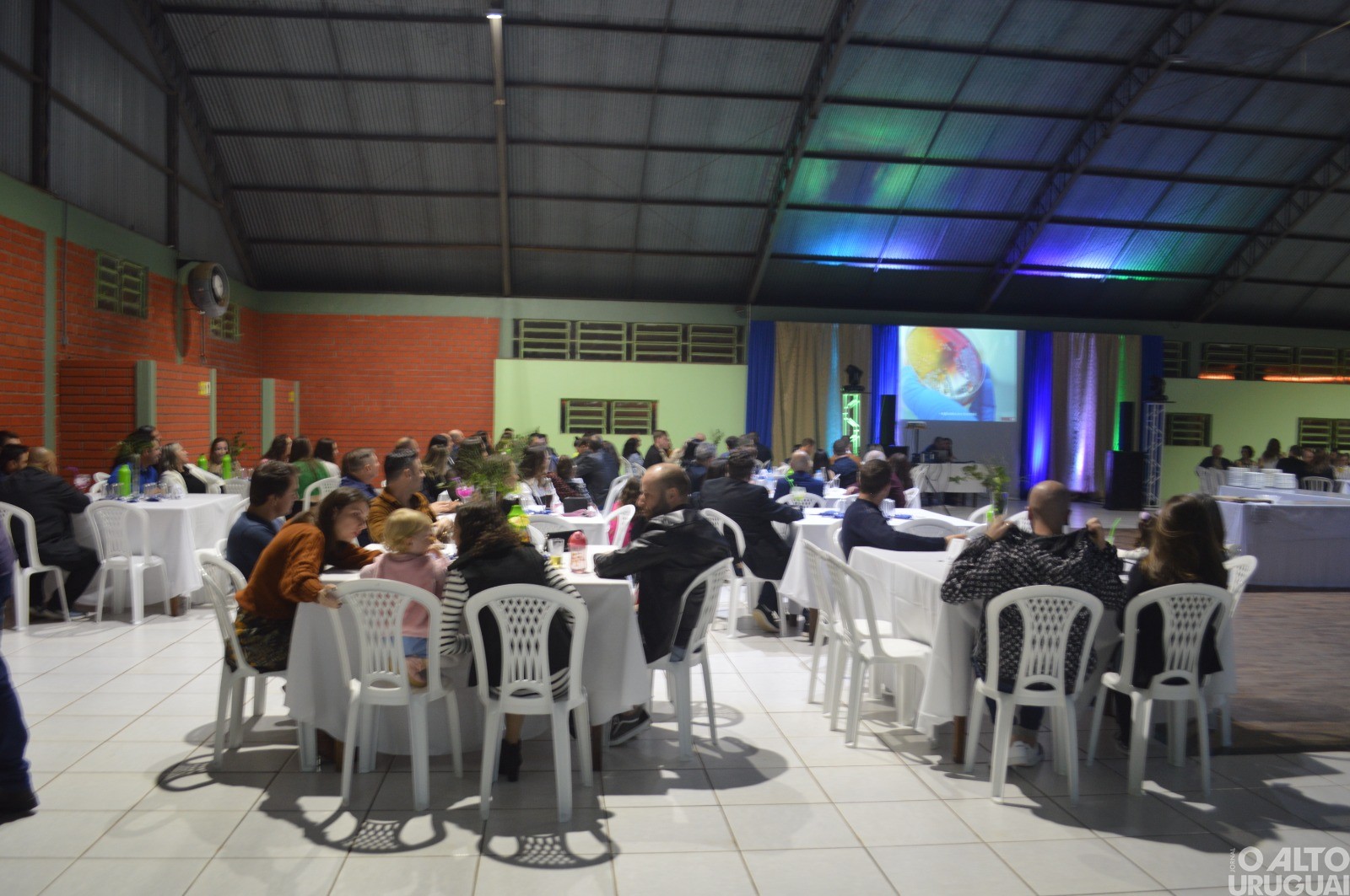 URI/FW encerra programação dos 31 anos com jantar