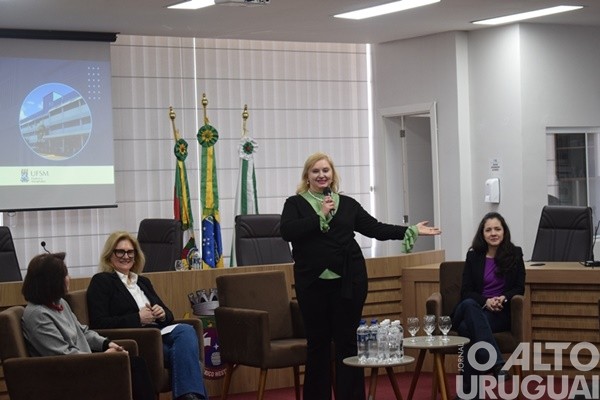 IntegraLegis aproxima Poder Legislativo e acadêmicos de Comunicação da UFSM/FW