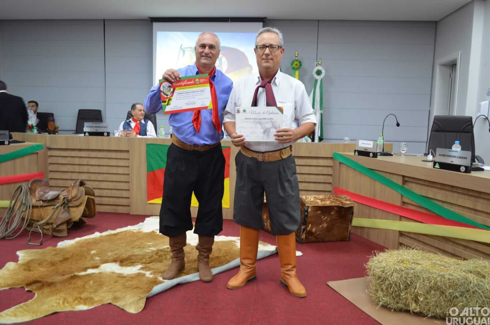 Tradicionalistas de Frederico Westphalen são homenageados pelo Poder Legislativo