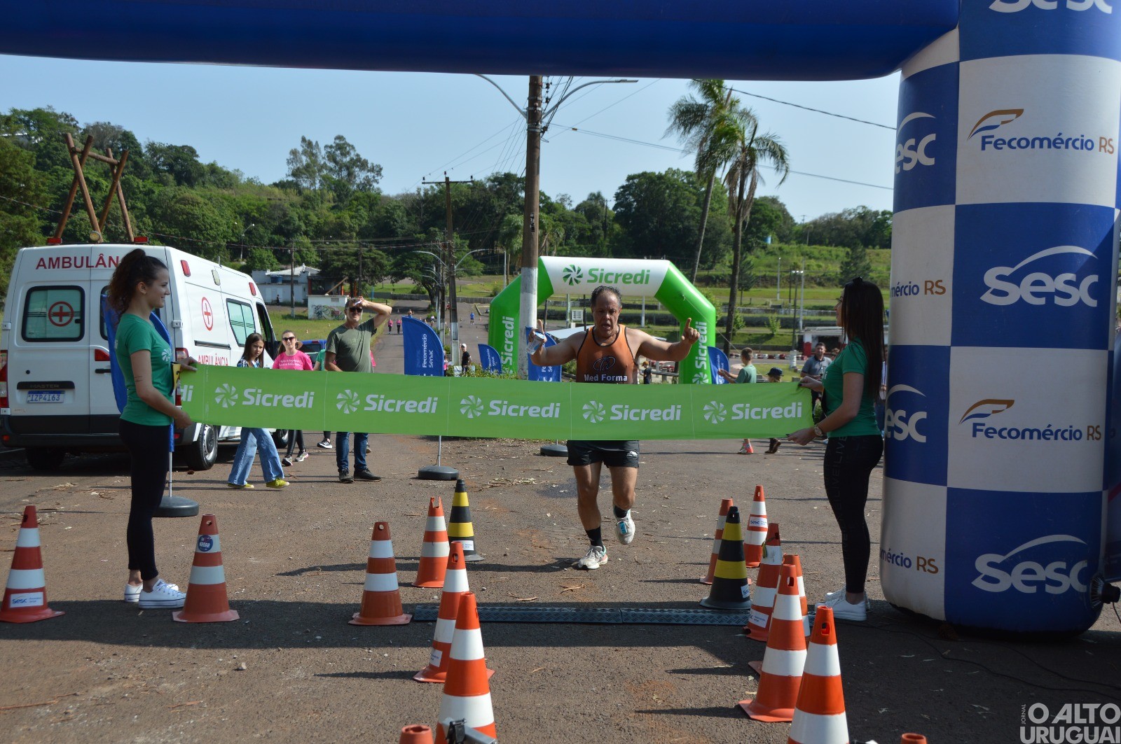Rústica da Longevidade/Outubro Rosa reúne atletas de toda a região em FW