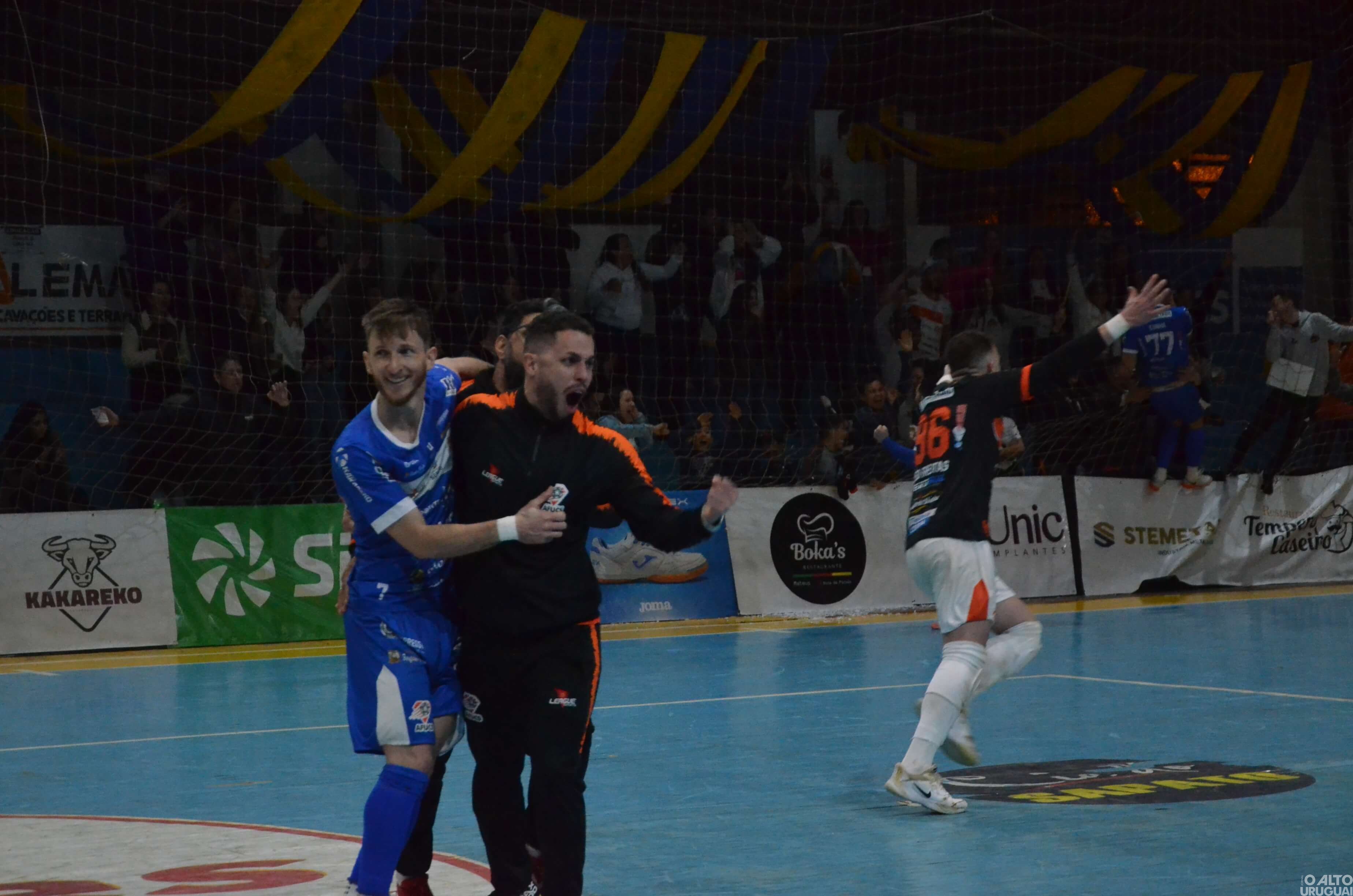 Afucs faz 4 a 3 no Sercca e vence primeira no Gauchão