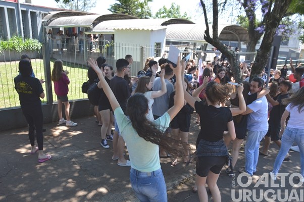 Bandas da Escola Cardeal Roncalli conquistam cinco títulos de campeãs e três de vice-campeãs em SC
