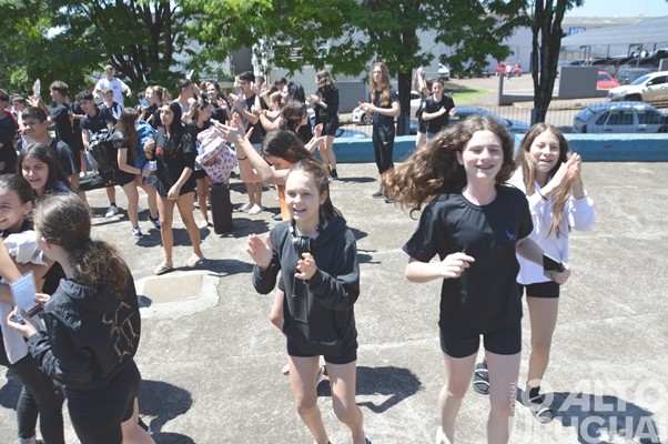 Bandas da Escola Cardeal Roncalli conquistam cinco títulos de campeãs e três de vice-campeãs em SC