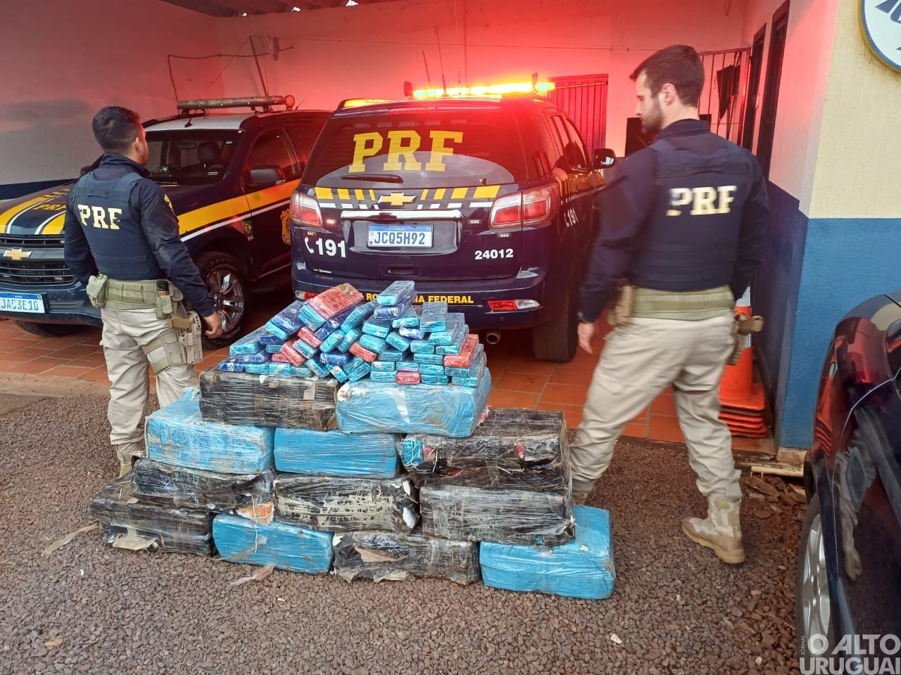 PRF apreende quase 250 quilos de maconha em Seberi