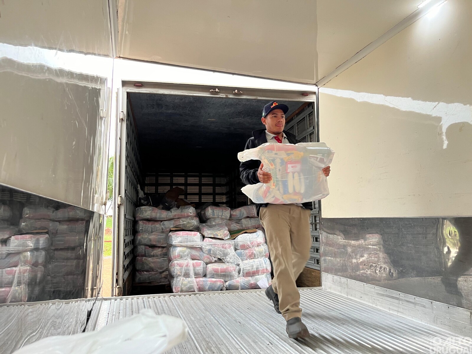 Cestas básicas são destinadas aos colaboradores da Frangos Piovesan