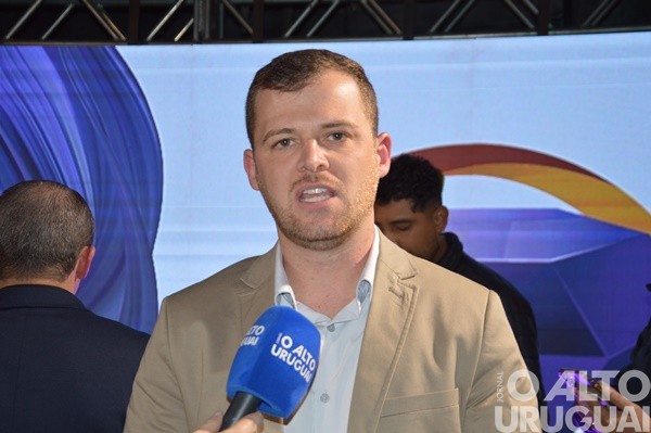 Prefeitura de Ametista do Sul vai instalar ágatas no entorno do chafariz da praça central