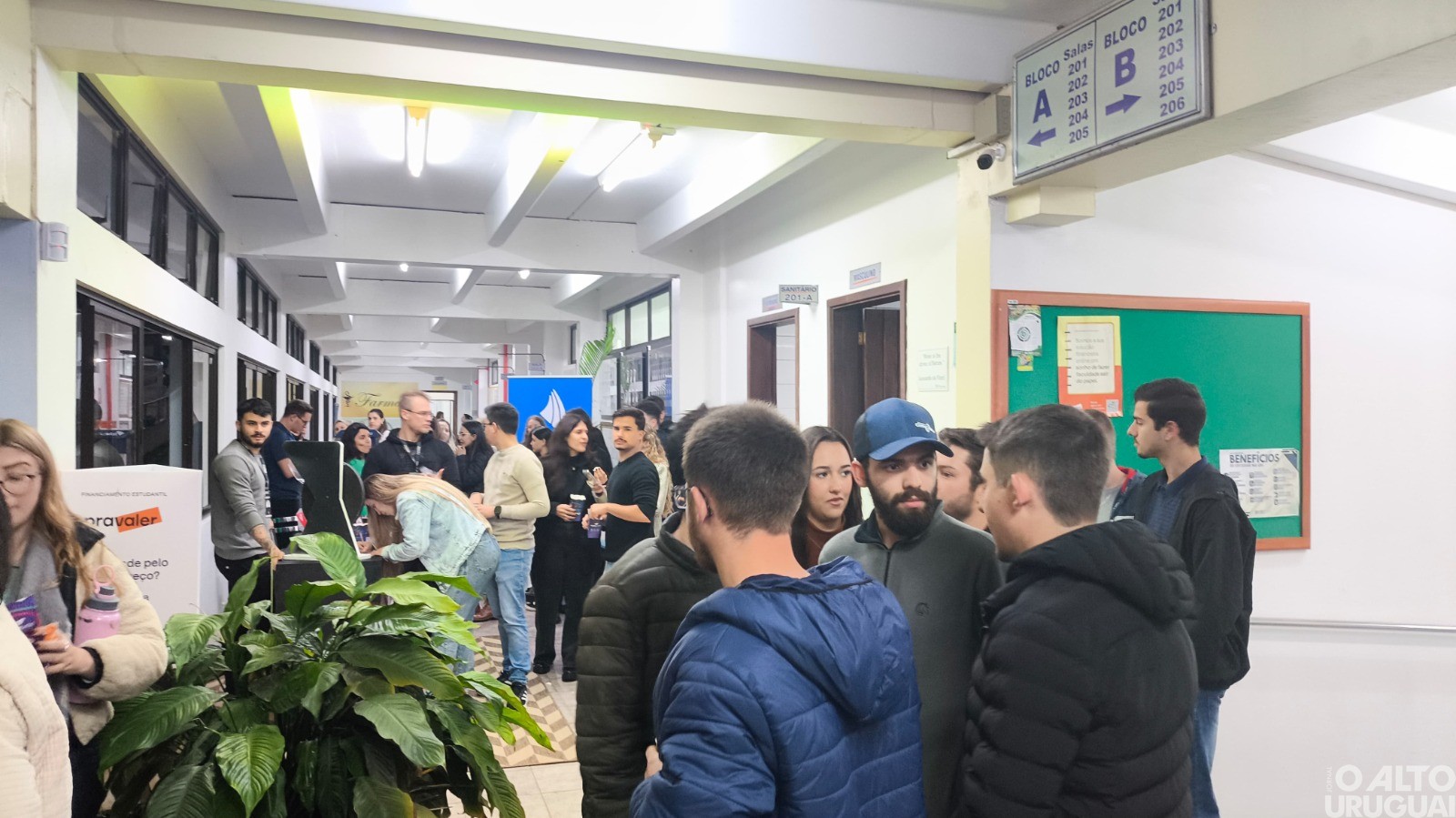 Mais de 17 mil estudantes voltam às aulas na rede estadual da região