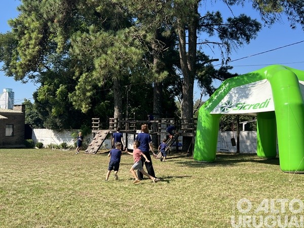 “Ventos de alegria” deixam colorido o céu de FW