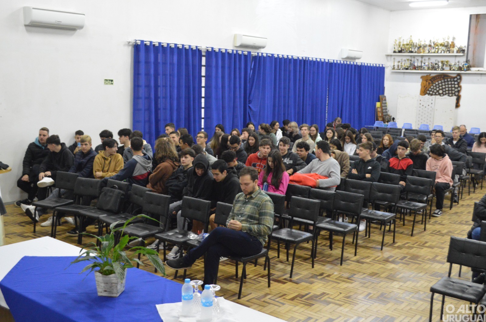 Escola Cardeal Roncalli inicia Ciclo de Estudos das Trilhas do novo Ensino Médio em FW