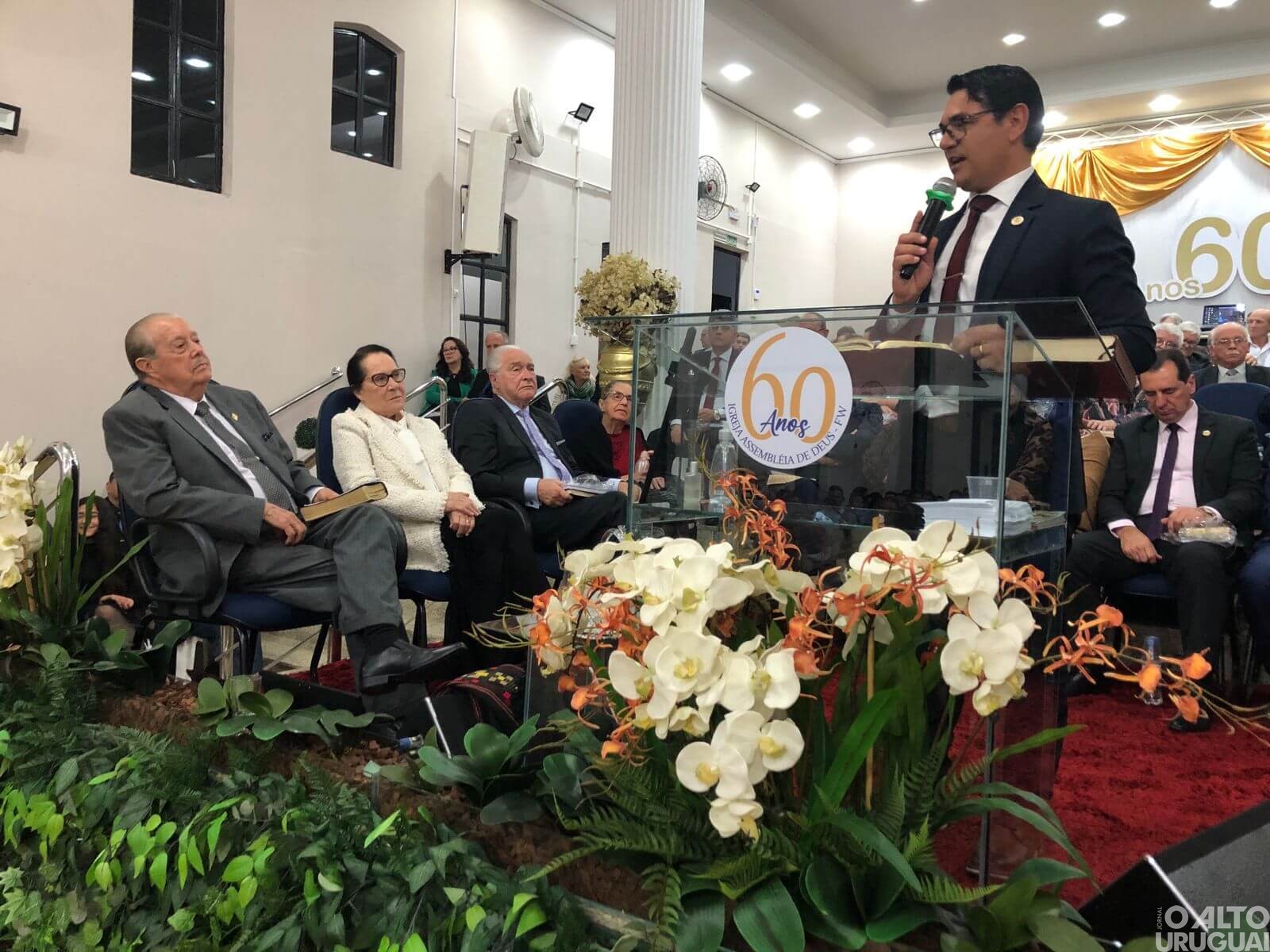 Pastor Pery Brizolla é homenageado em culto