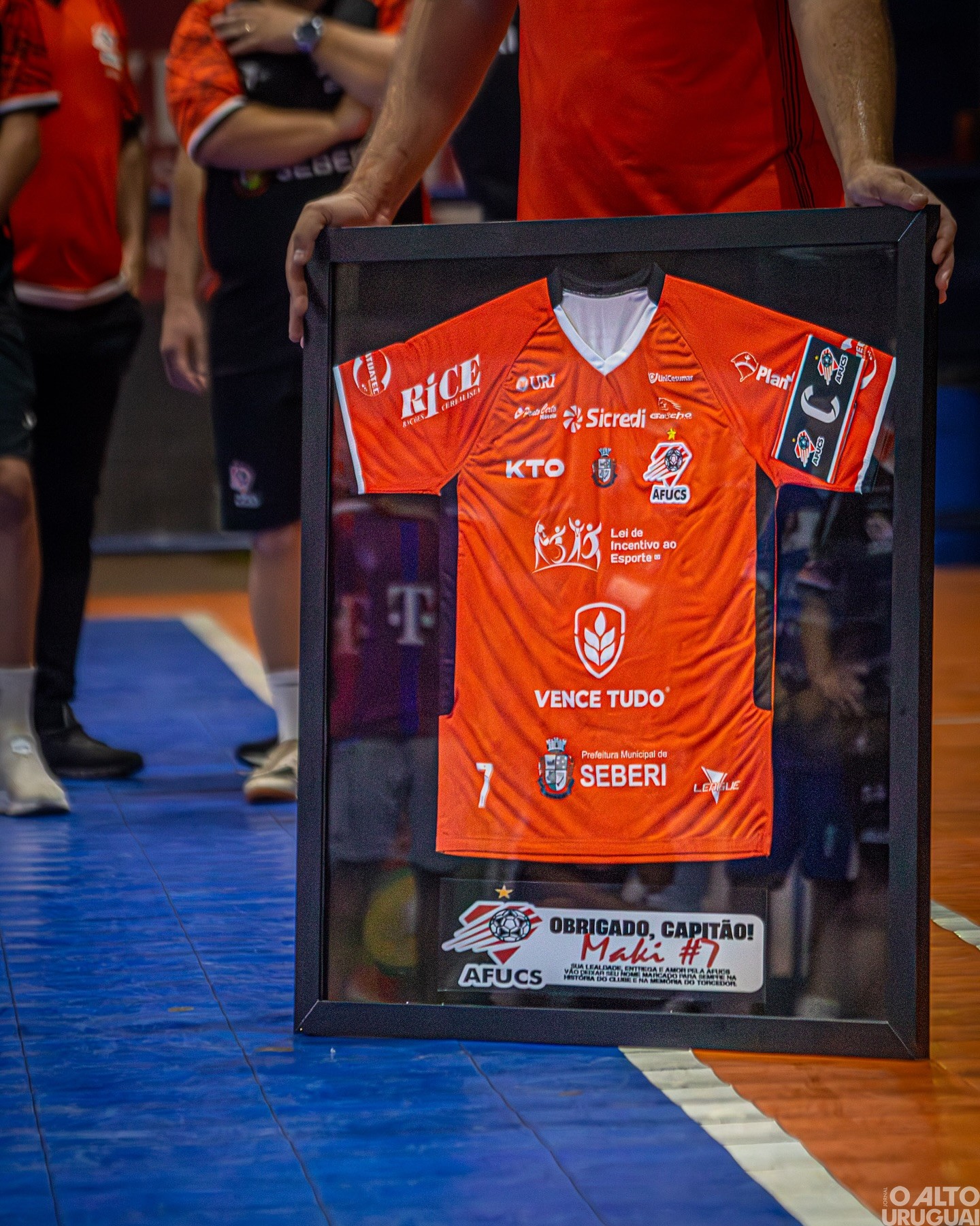 AFUCS se despede do capitão Maki em amistoso festivo