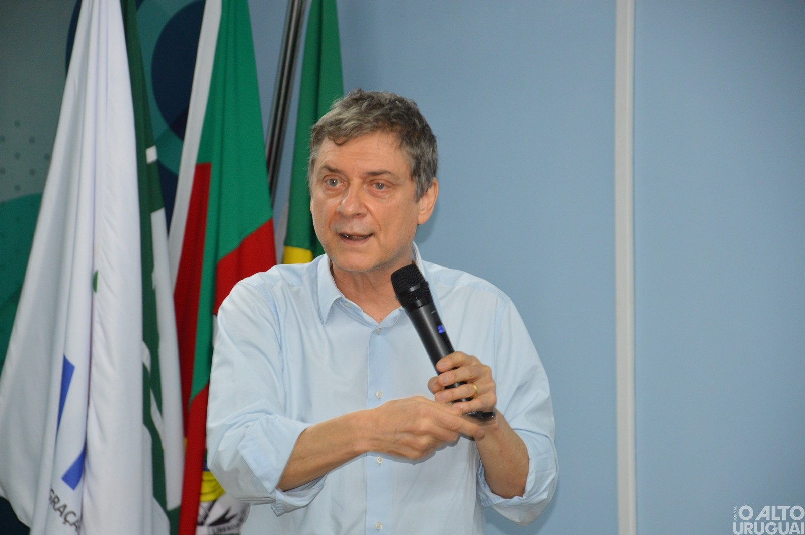 Amzop orienta novas administrações municipais sobre gestão e questões jurídicas