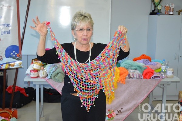 Tricolã promove workshop de tricô e crochê em FW