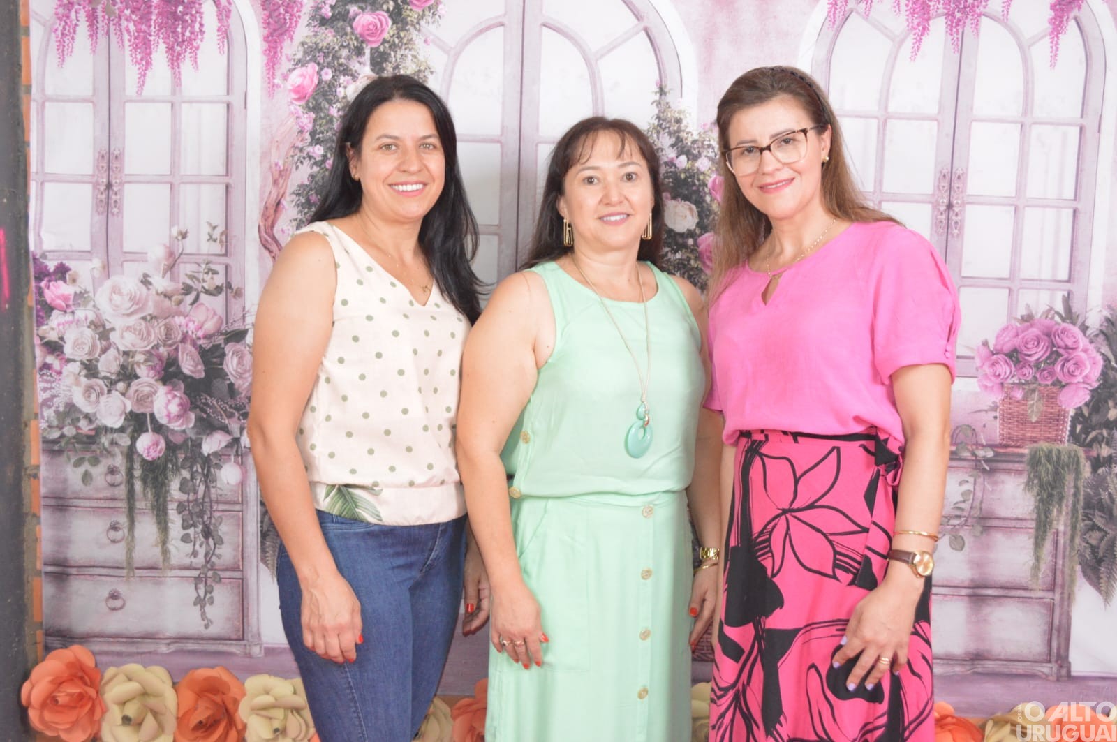 Mulheres da região participam de encontro em Pinheirinho do Vale