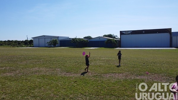“Ventos de alegria” deixam colorido o céu de FW