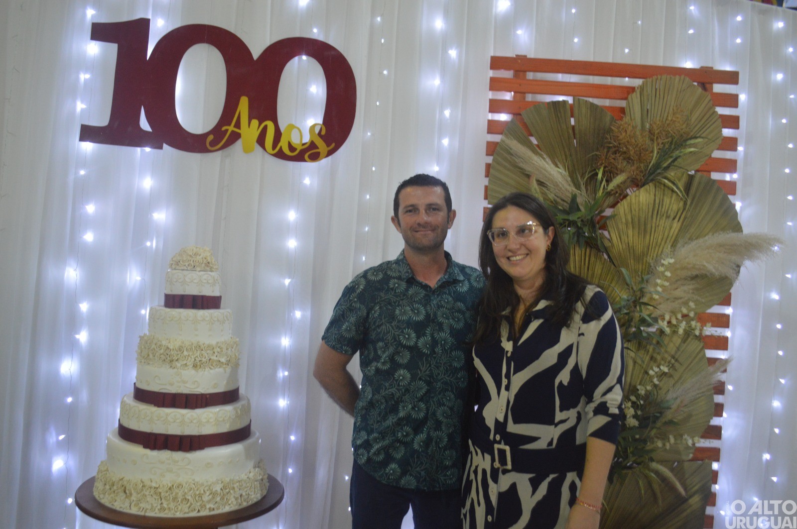 Centenas de pessoas participam das comemorações dos 100 anos de São João do Porto