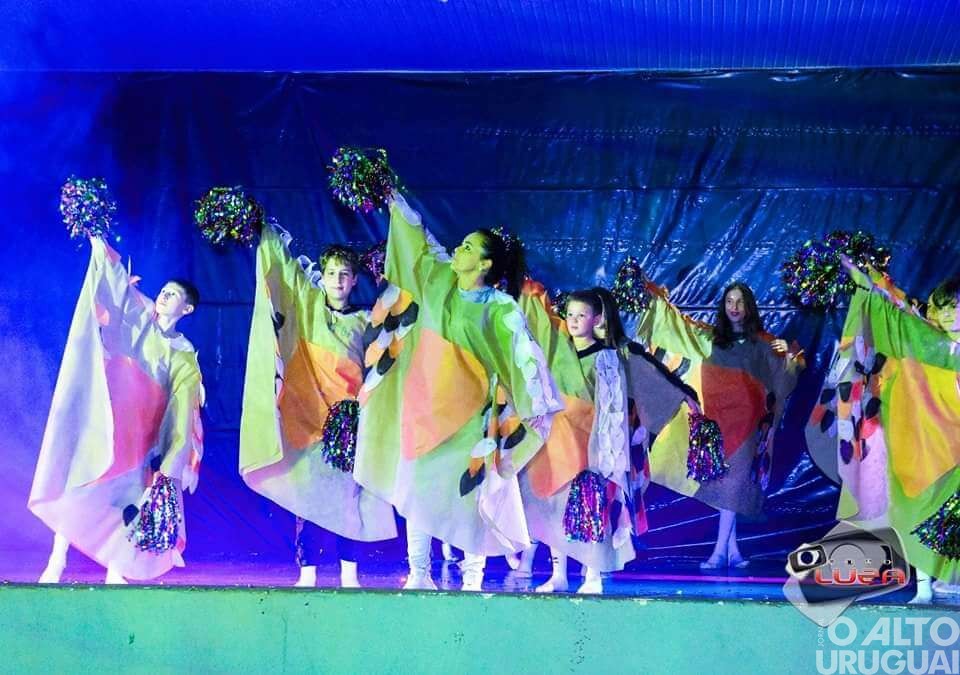 Escola Caiçara reúne mais de 5 mil visitantes na Feira do Livro