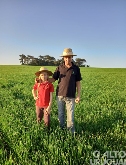 Filhos homenageiam pais e demonstram amor a Cristal do Sul