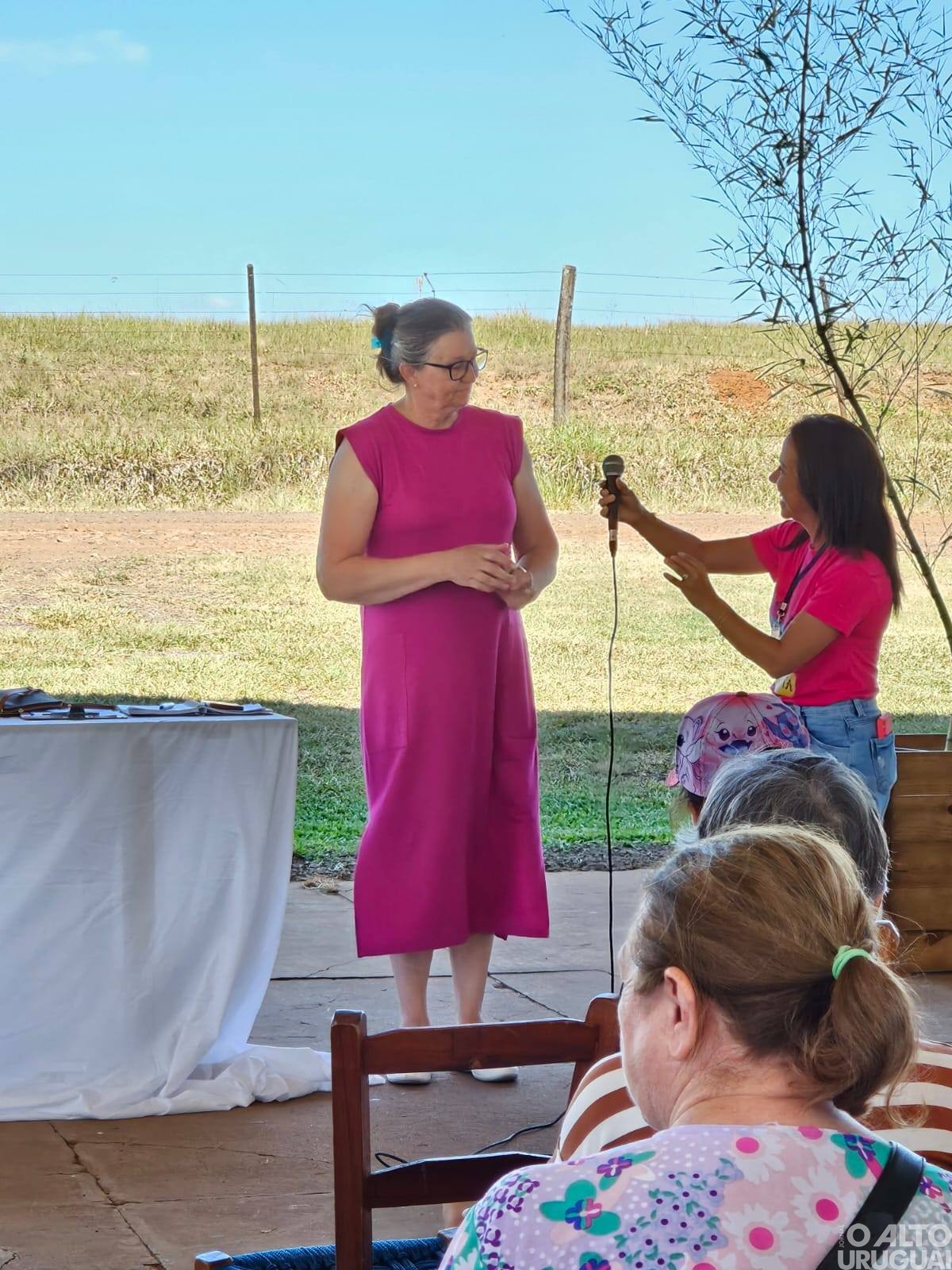 Entidades de Caiçara realizam encontro de boas-vindas às mulheres