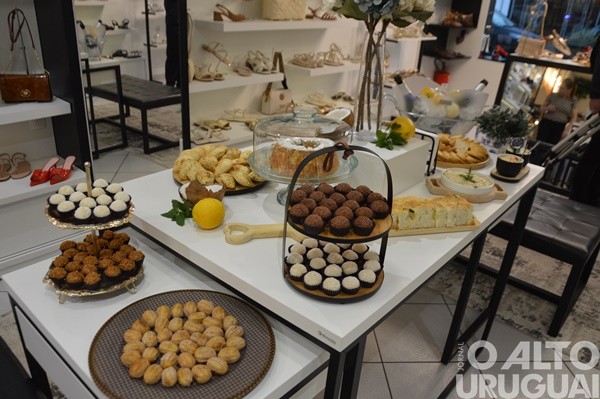 Loja Dona Store comemora três anos em FW