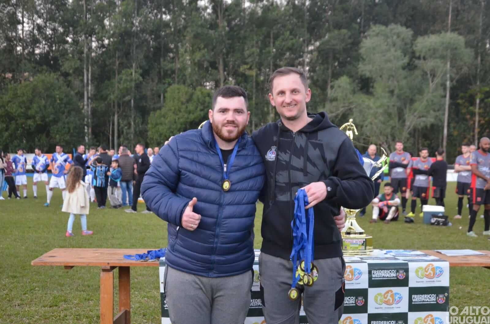 Castelinho é campeão municipal de futebol de FW
