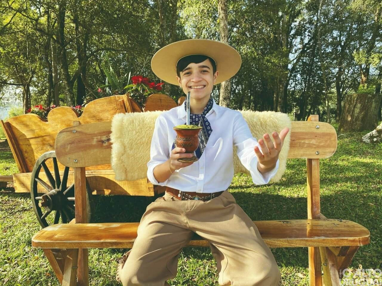 Cantor Thomas Machado apresenta-se neste sábado em Iraí