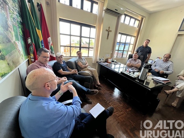 Deputado Elvino Bohn Gass reafirma parceria com Taquaruçu do Sul