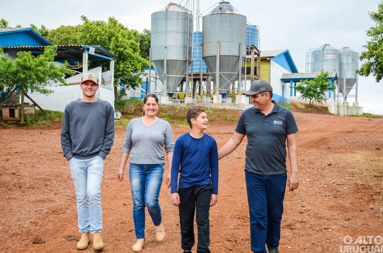 O amor pelo agro move a família Kunz de Erval Seco