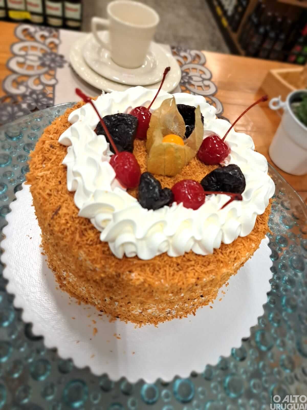 Supermercado Bertoletti promove Festival de Tortas