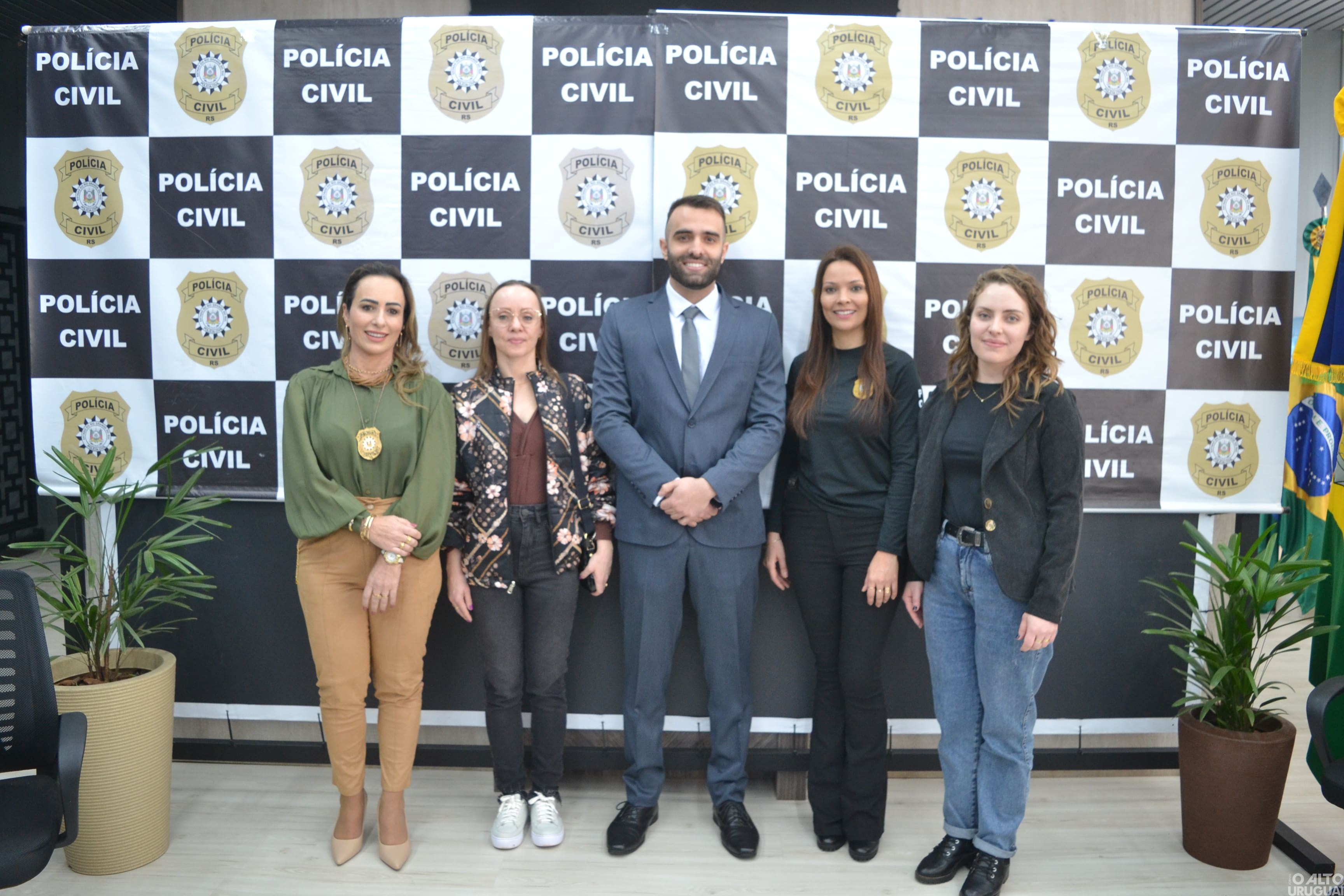 Novo delegado titular de Iraí toma posse