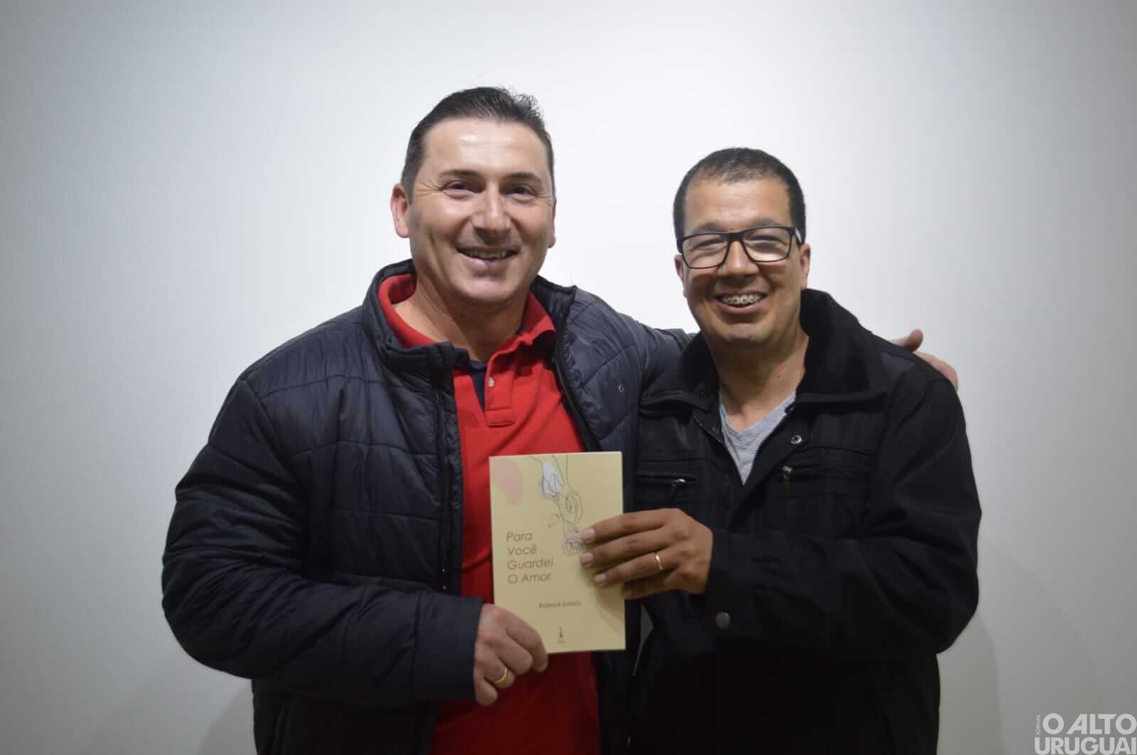 Rudimar Santos lança seu 15º livro em FW