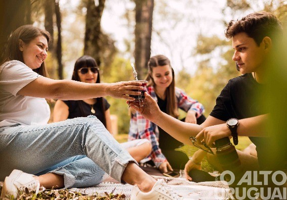 Este sábado será de Mateada em FW