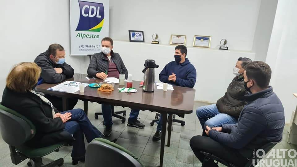 CDL de Alpestre celebra 25 anos com várias campanhas
